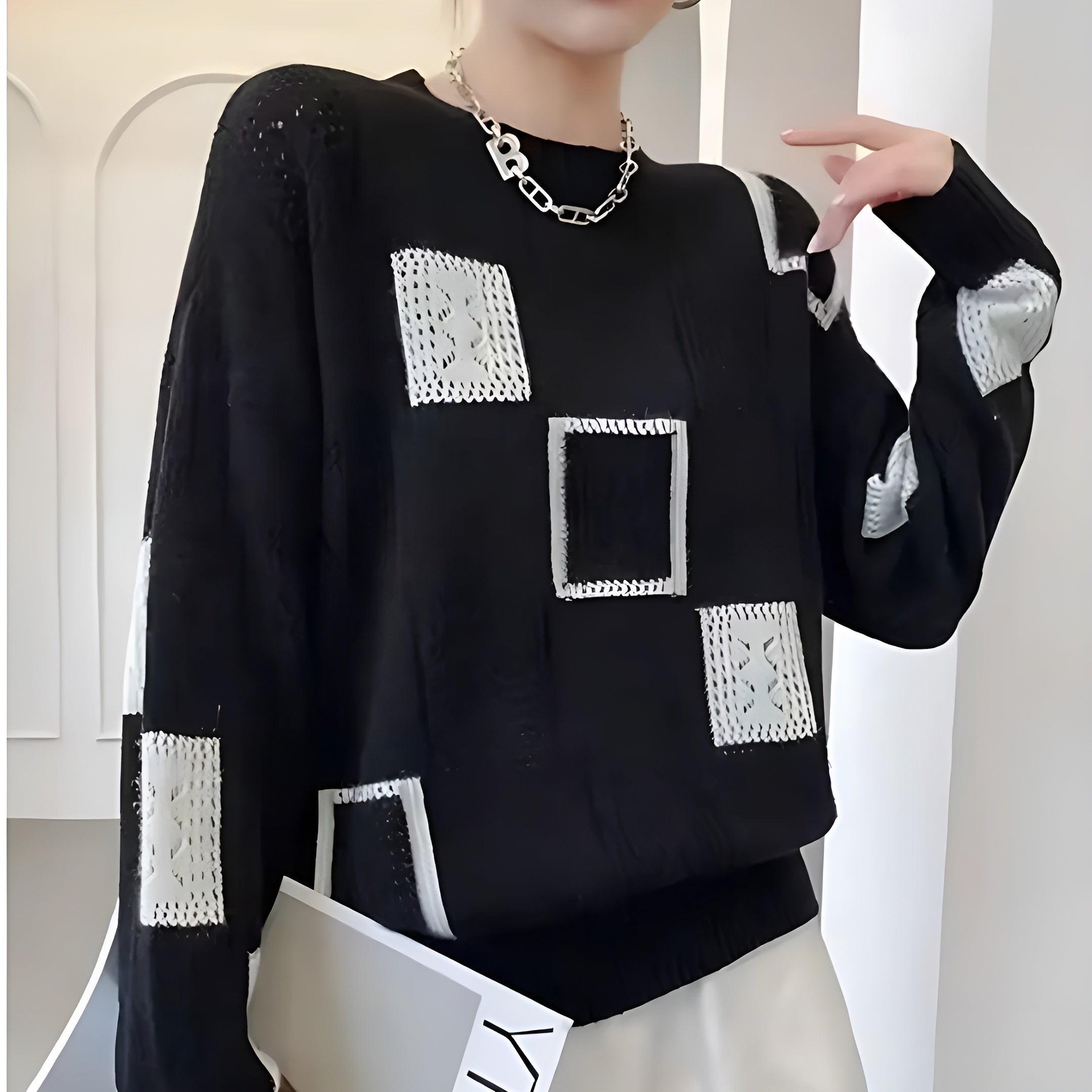 Lina | Flattering Timeless Sweater